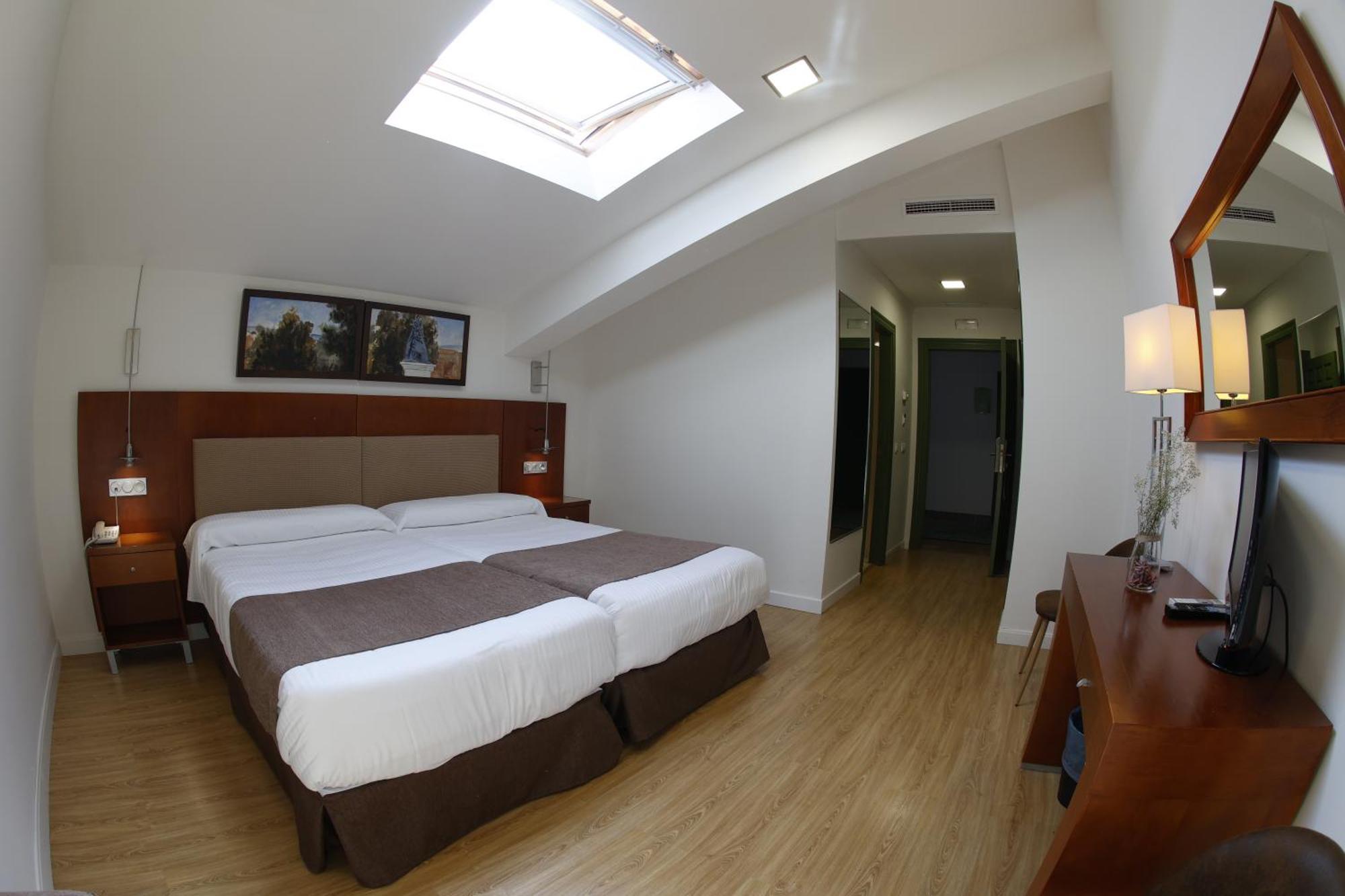 Hotel El Carmen Puente Genil Ngoại thất bức ảnh