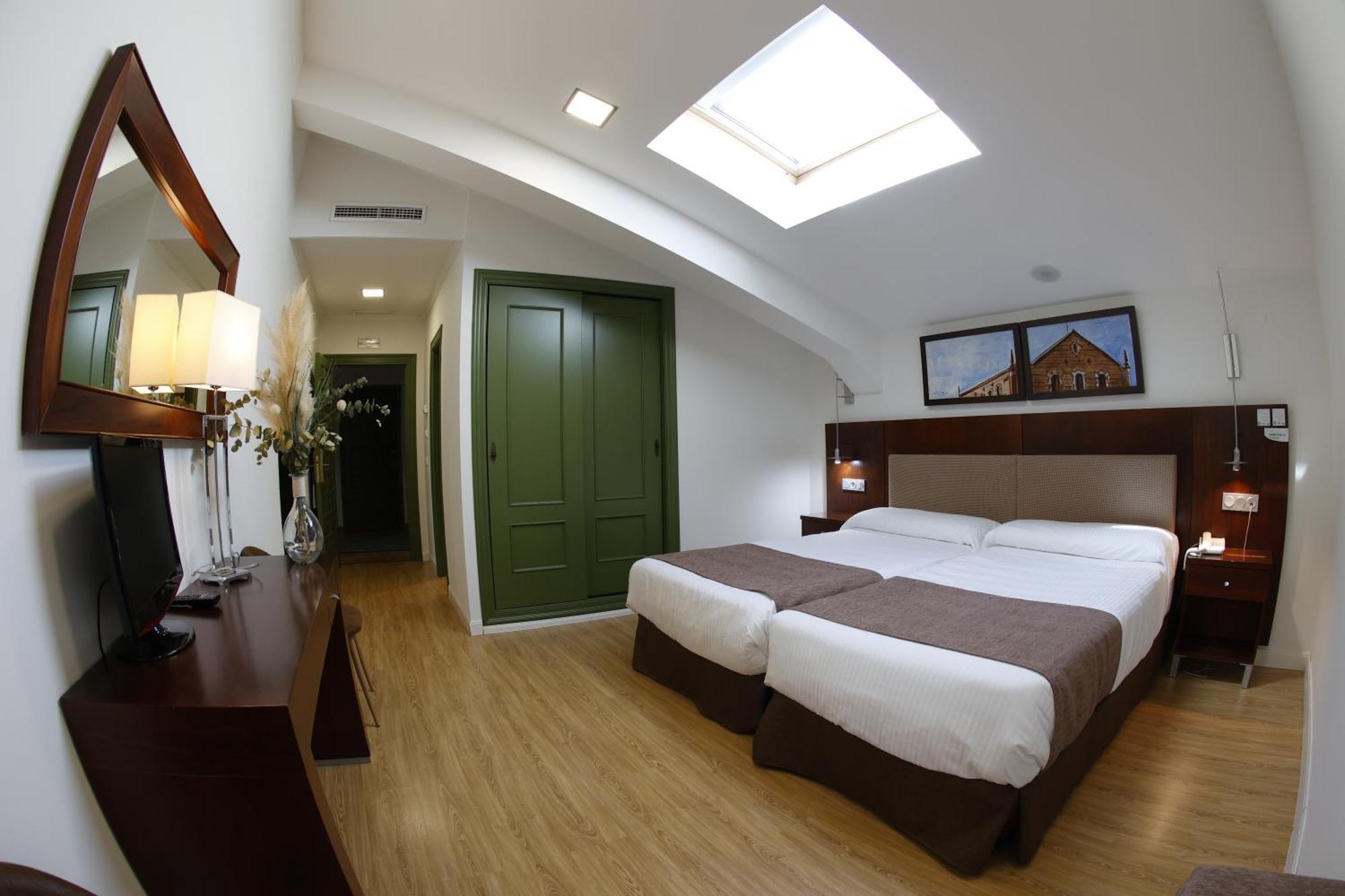 Hotel El Carmen Puente Genil Ngoại thất bức ảnh